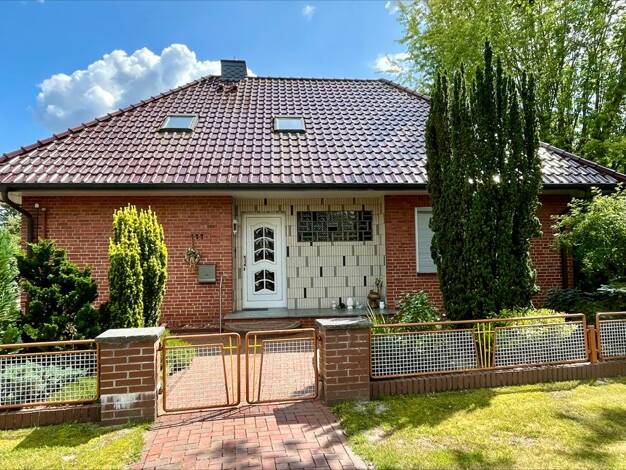 Einfamilienhaus zum Kauf 198.000 € 6 Zimmer 118,4 m² 990 m² Grundstück Schwaförden Schwaförden 27252