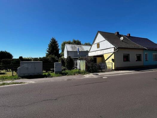 Doppelhaushälfte zum Kauf 120.000 € 4 Zimmer 60 m² 710 m² Grundstück frei ab sofort Woltersdorf Bensdorf 14789