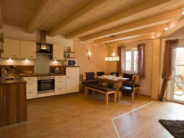 Wohnung zur Miete 1.460 € 2,5 Zimmer 104 m² 1. Geschoss frei ab 01.12.2025 Landertsham Obing 83119