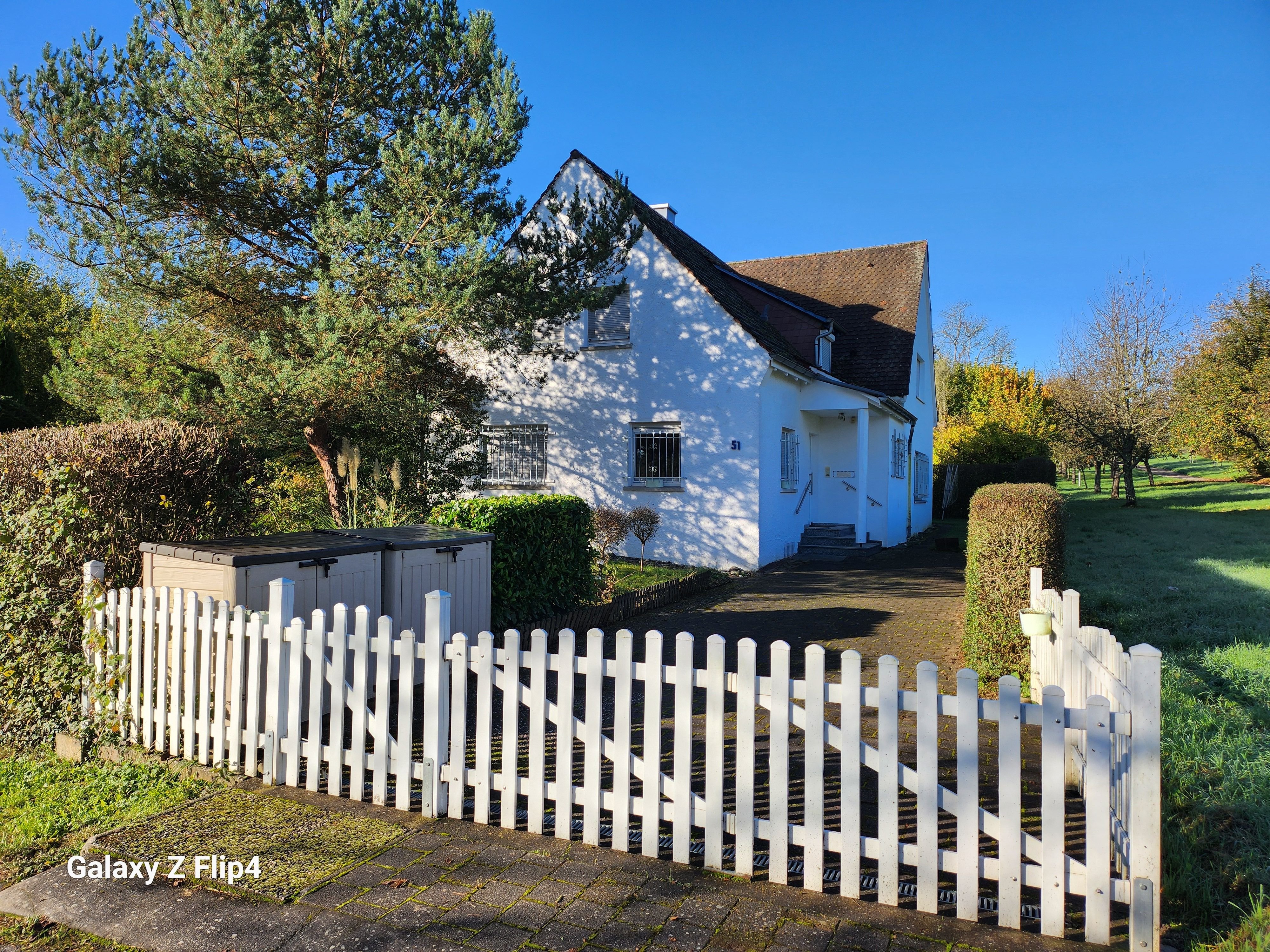 Mehrfamilienhaus zum Kauf 495.000 € 7 Zimmer 185 m²<br/>Wohnfläche 3.077 m²<br/>Grundstück ab sofort<br/>Verfügbarkeit Brötzingen - Stadtviertel 094 Pforzheim 75179