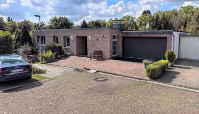 Einfamilienhaus zum Kauf 380.000 € 10 Zimmer 324 m² 1.063 m² Grundstück Disteln Herten 45699