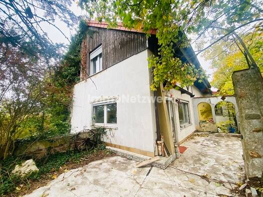 Einfamilienhaus zum Kauf 199.000 € 7 Zimmer 175 m² 1.006 m² Grundstück Innenstadt Hof 95028