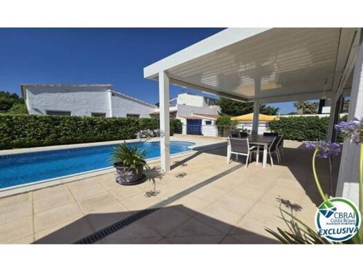 Villa zum Kauf 570.000 € 4 Zimmer 139 m² Castelló d'Empúries 17487