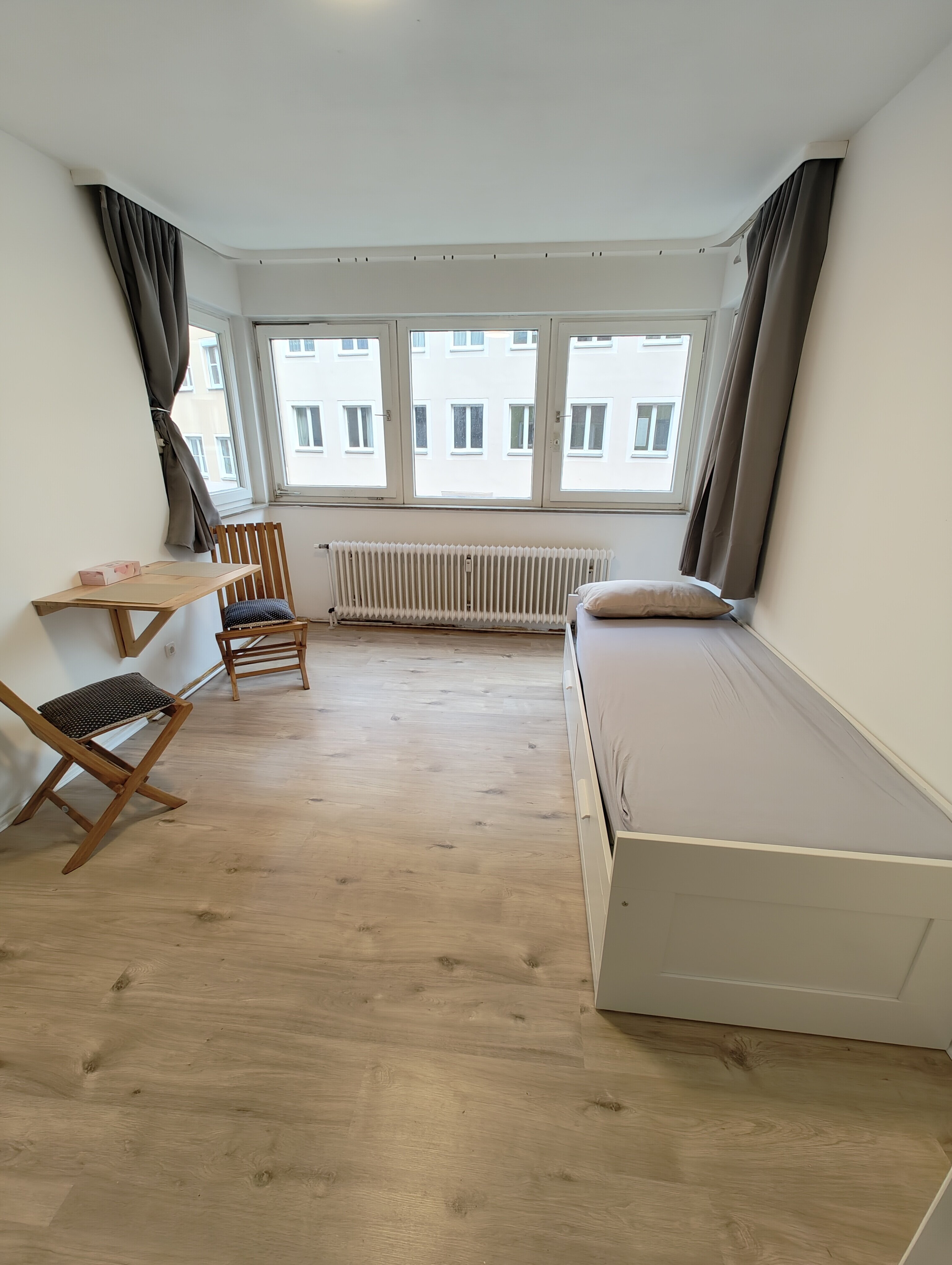 Studio zur Miete 500 € 1 Zimmer 23 m²<br/>Wohnfläche 1.<br/>Geschoss 01.02.2025<br/>Verfügbarkeit Altstadt / St. Sebald Nürnberg 90403