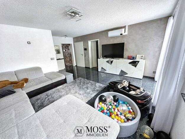 Wohnung zum Kauf 485.000 € 4,5 Zimmer 150,8 m² Müllheim Müllheim im Markgräflerland 79379
