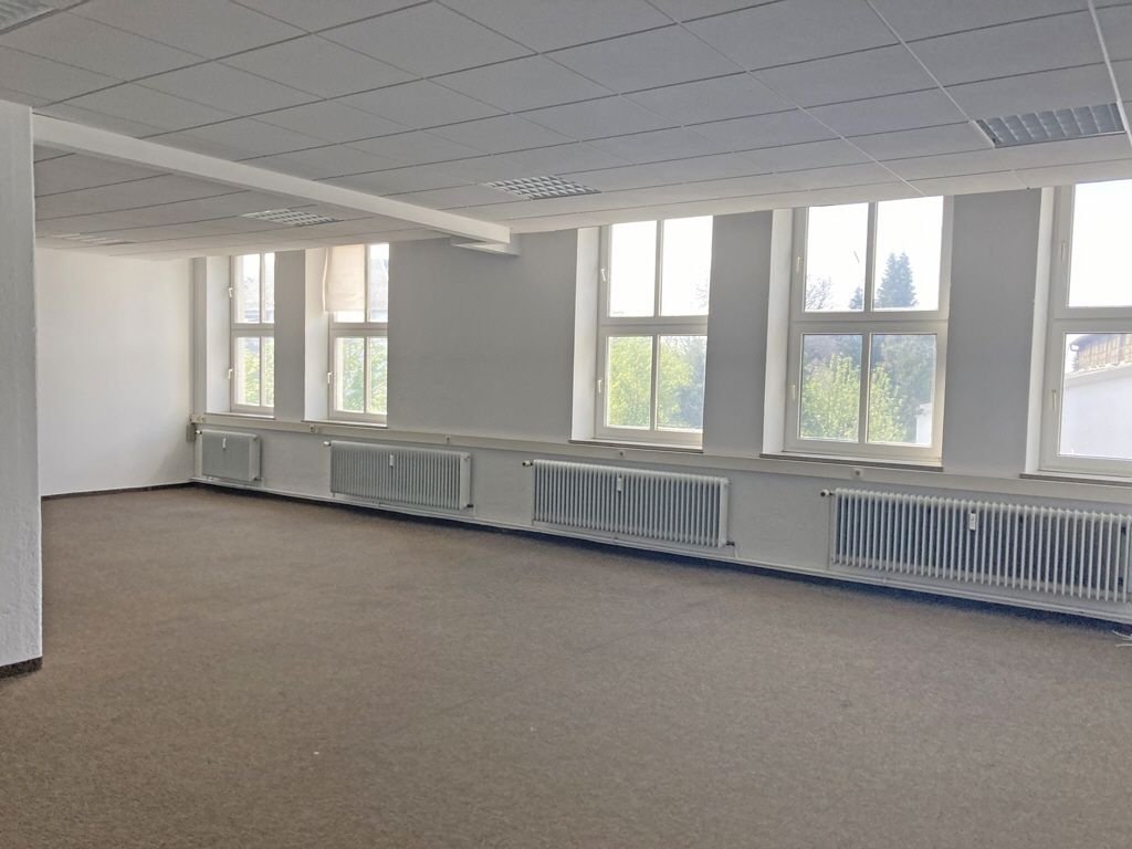 Bürofläche zur Miete 9,20 € 83 m²<br/>Bürofläche ab 21 m²<br/>Teilbarkeit Kriegshaber Augsburg 86156