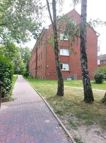 Immobilie in Geesthacht - KAPITALANLAGE IN GEESTHACHT: gepflegte 2,5-Zimmer-Wohnung im MFH, Balkon, ca. 65,46 m², prov.-frei - Bild 3