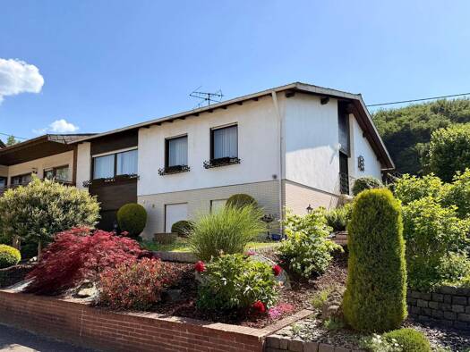 Bungalow zum Kauf 289.000 € 4 Zimmer 128 m² 540 m² Grundstück Derlen Schwalbach 66773
