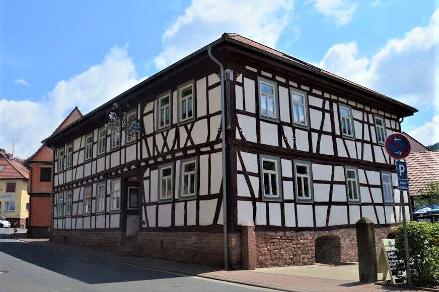 Restaurant zum Kauf 690.000 € 471 m²<br/>Gastrofläche 1.125 m²<br/>Grundstück Eichenbühl Eichenbühl 63928