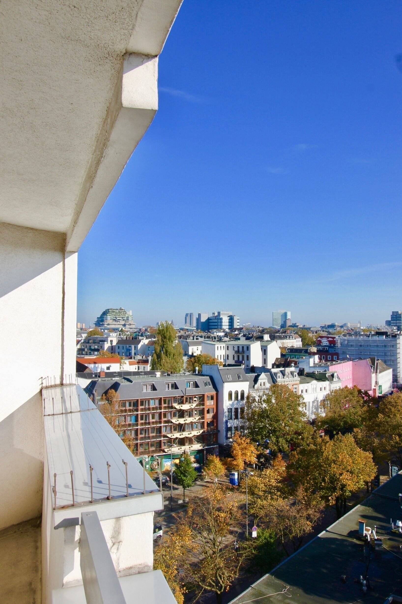 WEITBLICK Luxuswohnung - 2 Balkone - 2 CHICE Bäder - Whirlpool - mitten auf der legendären REEPERBAHN - aussergewöhnlich + besonders – Hamburg – Vorschaubild 11