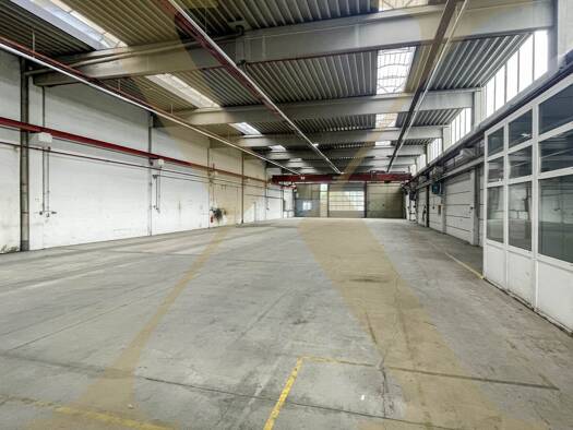 Halle/Industriefläche zur Miete 32.122 € 3.144 m² Lagerfläche Ansfelden 4053