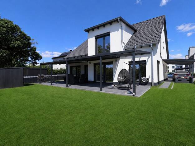 Einfamilienhaus zum Kauf 1.080.000 € 6 Zimmer 205 m² 501 m² Grundstück Herzo Base Herzogenaurach 91074