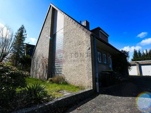 Einfamilienhaus zum Kauf 240.000 € 5 Zimmer 118 m² 683 m² Grundstück Uelzen Uelzen 29525