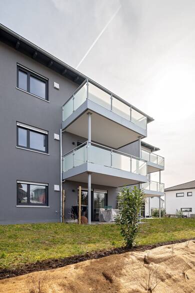 Wohnung zum Kauf provisionsfrei als Kapitalanlage geeignet 339.000 € 3 Zimmer 85,2 m² Schmückerwiese 22 Rodach Bad Rodach 96476
