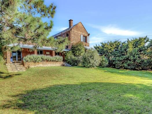 Einfamilienhaus zum Kauf 585.000 $ 10 Zimmer 197 m² 680 m² Grundstück Punta del Este 20100