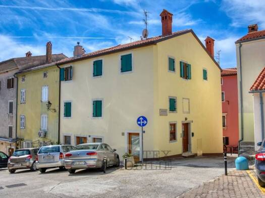 Haus zum Kauf 1.180.000 € 14 Zimmer 324 m² Vrsar Vrsar