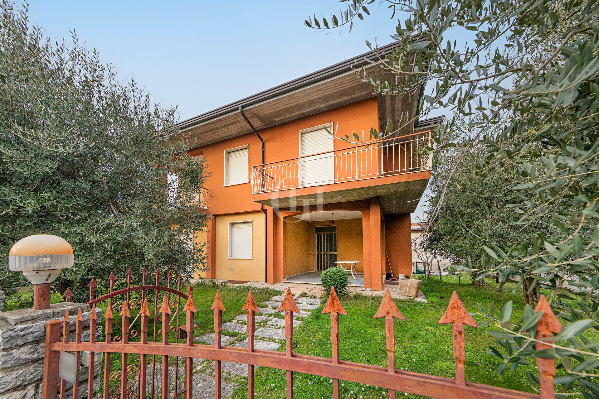 Villa zum Kauf 780.000 € 8 Zimmer 255 m²<br/>Wohnfläche 650 m²<br/>Grundstück Desenzano del Garda 25015