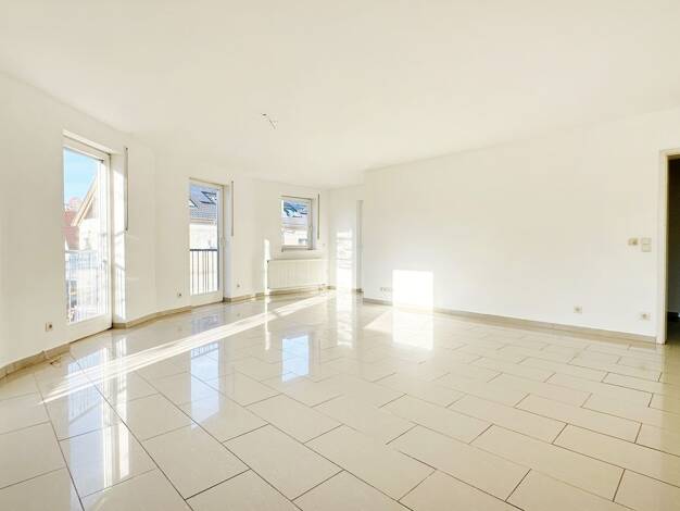 Wohnung zum Kauf 299.000 € 3 Zimmer 85 m² 1. Geschoss Neumarkt 92318