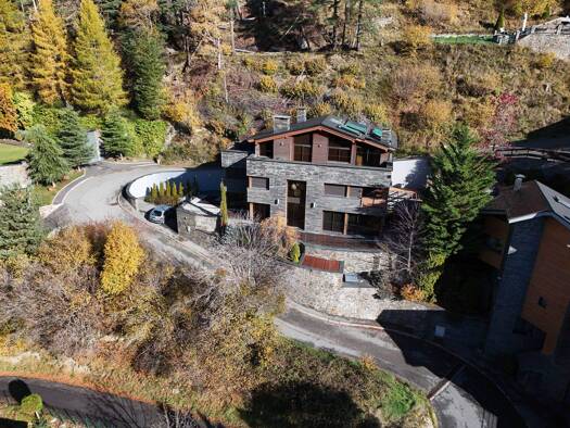 Einfamilienhaus zum Kauf 2.750.000 € 468 m² 615 m² Grundstück 35 Ctra. de l'Escladella La Massana AD400