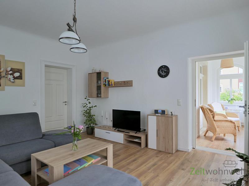 Wohnung zur Miete Wohnen auf Zeit 1.495 € 3 Zimmer 95 m²<br/>Wohnfläche 15.02.2025<br/>Verfügbarkeit Lausa-Fuchsberg Dresden 01108