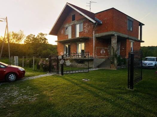 Haus zum Kauf 220.000 € 4 Zimmer 64.196 m² Trnava, Gornji Bogicevci Gornji Bogićevci
