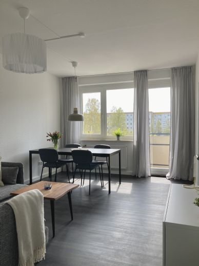 Wohnung zur Miete 830 € 3 Zimmer 55 m²<br/>Wohnfläche 5.<br/>Geschoss Schönwalde I / Südstadt Greifswald 17491