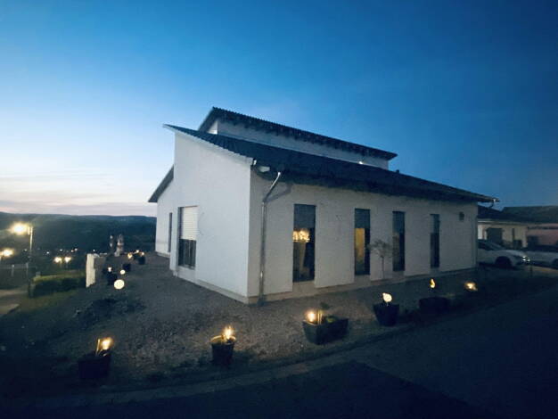 Bungalow zum Kauf provisionsfrei 729.000 € 5 Zimmer 143 m² 649 m² Grundstück Biebernheim Sankt Goar 56329