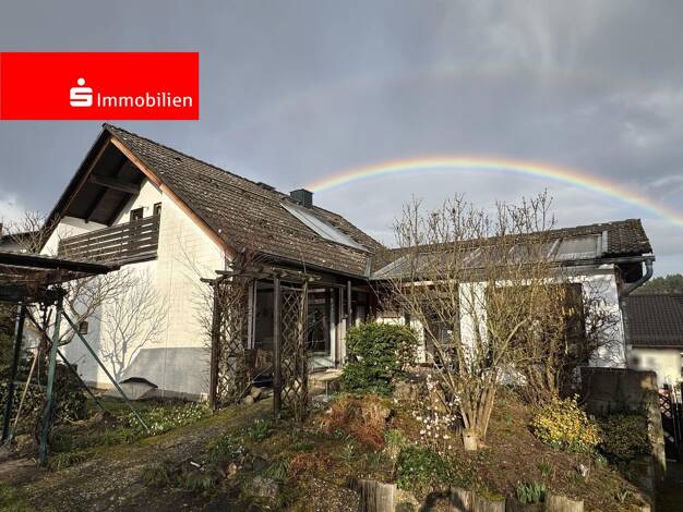 Einfamilienhaus zum Kauf 410.000 € 7 Zimmer 194 m² 647 m² Grundstück Gladenbach 35075