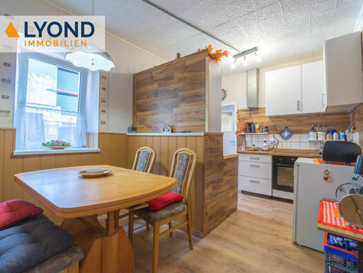 Mehrfamilienhaus zum Kauf 55.000 € 7 Zimmer 170 m² 454 m² Grundstück Hecklingen 39444