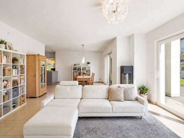 Einfamilienhaus zum Kauf 995.000 € 6 Zimmer 209 m² 705 m² Grundstück In der Baumschule 6 a Diedenbergen Hofheim am Taunus 65719