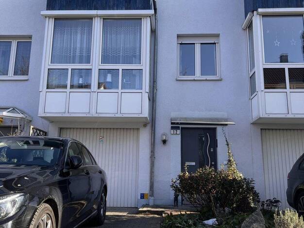 Reihenmittelhaus zum Kauf provisionsfrei 670.000 € 8 Zimmer 140 m² 145 m² Grundstück Käthe-Dorsch-Weg 12 Burgweinting-Harting Regensburg 93055