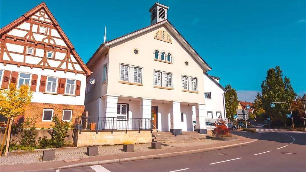 Mehrfamilienhaus zum Kauf als Kapitalanlage geeignet 1.900.000 € 13 Zimmer 559,6 m² Aich Aichtal 72631