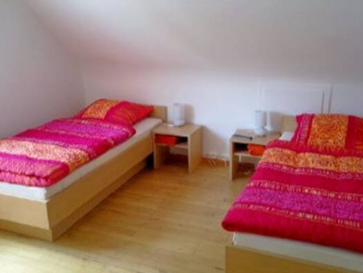 WG-Zimmer zur Miete auf Zeit 690 € 26 m² frei ab 31.12.2026 Arnoldstraße Mühlhausen Mühlhausen 70378