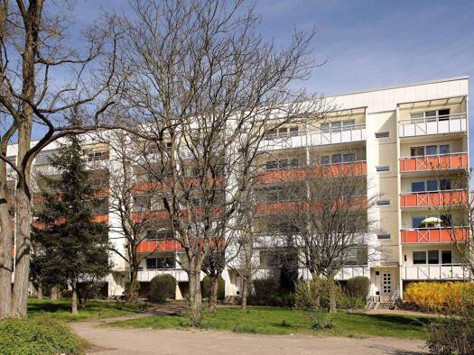 Wohnung zur Miete 371 € 3 Zimmer 62,9 m² 5. Geschoss Koszaliner Str. 31 Oststadt Neubrandenburg 17036