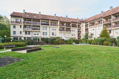 Wohnung zum Kauf 300.000 € 2 Zimmer 44 m² Dachgeschoss Lohhof Unterschleißheim 85716