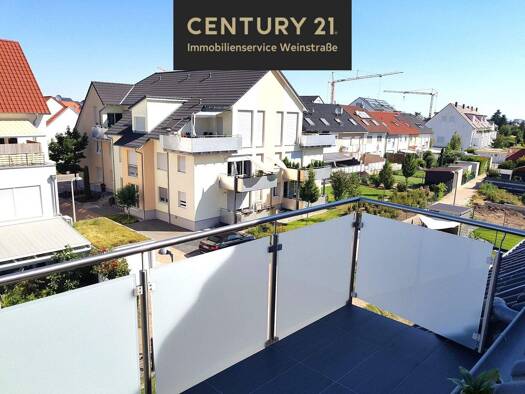 Wohnung zur Miete 2.000 € 6,5 Zimmer 202 m² 2. Geschoss frei ab 01.03.2026 Mutterstadt 67112