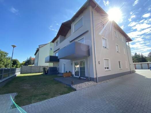 Terrassenwohnung zur Miete 800 € 2 Zimmer 81 m² Geschoss -1/2 frei ab 01.03.2026 Meuschauer Strasse 17 17 Merseburg 06217