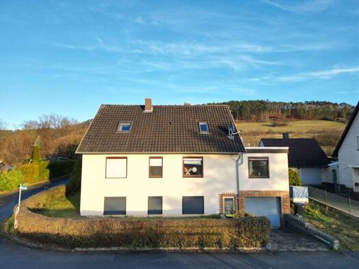 Einfamilienhaus zum Kauf 329.000 € 6 Zimmer 200 m² 791 m² Grundstück frei ab sofort Unterrieden Witzenhausen 37214