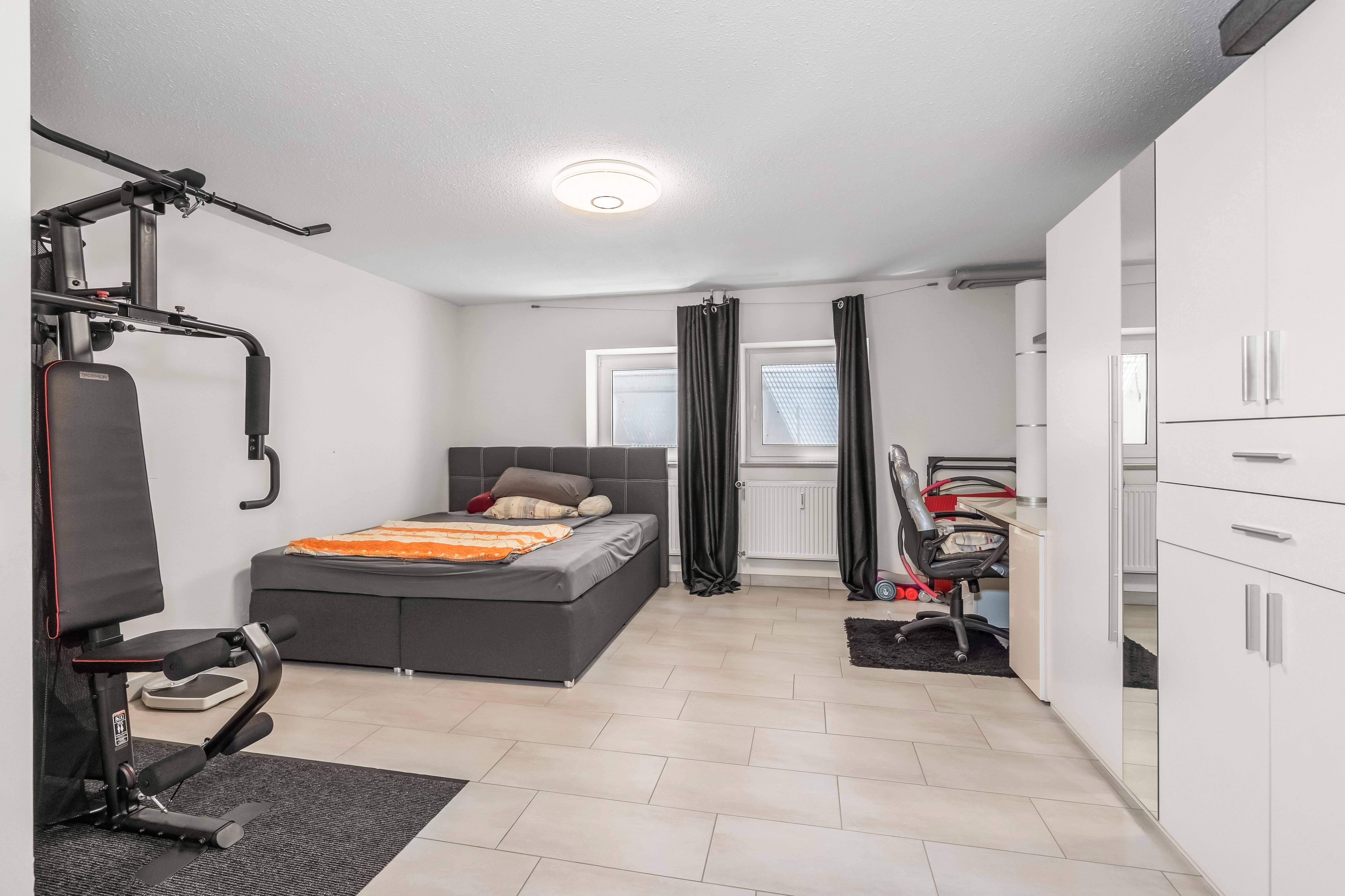 Property thumbnail 10