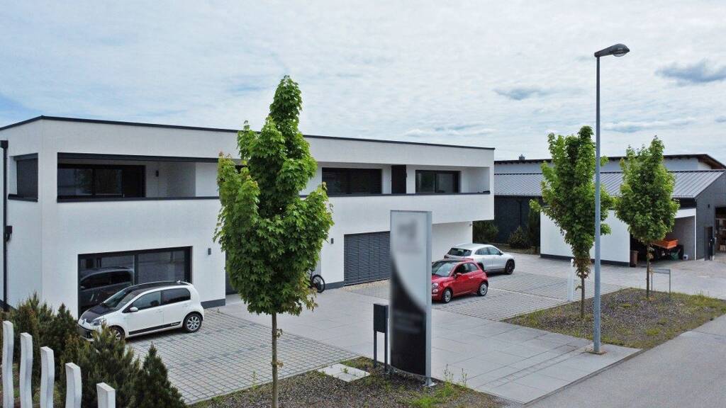 Gewerbeobjekt zum Kauf als Kapitalanlage geeignet 1.575.000 € 739 m² 2.184 m² Grundstück Pankofen Plattling 94447