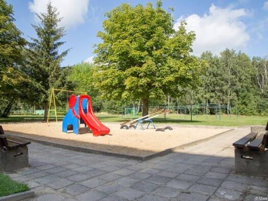 Wohnung zur Miete 390 € 4 Zimmer 70,1 m² 3. Geschoss Erich-Weinert-Straße 29 Hermsdorf 07629