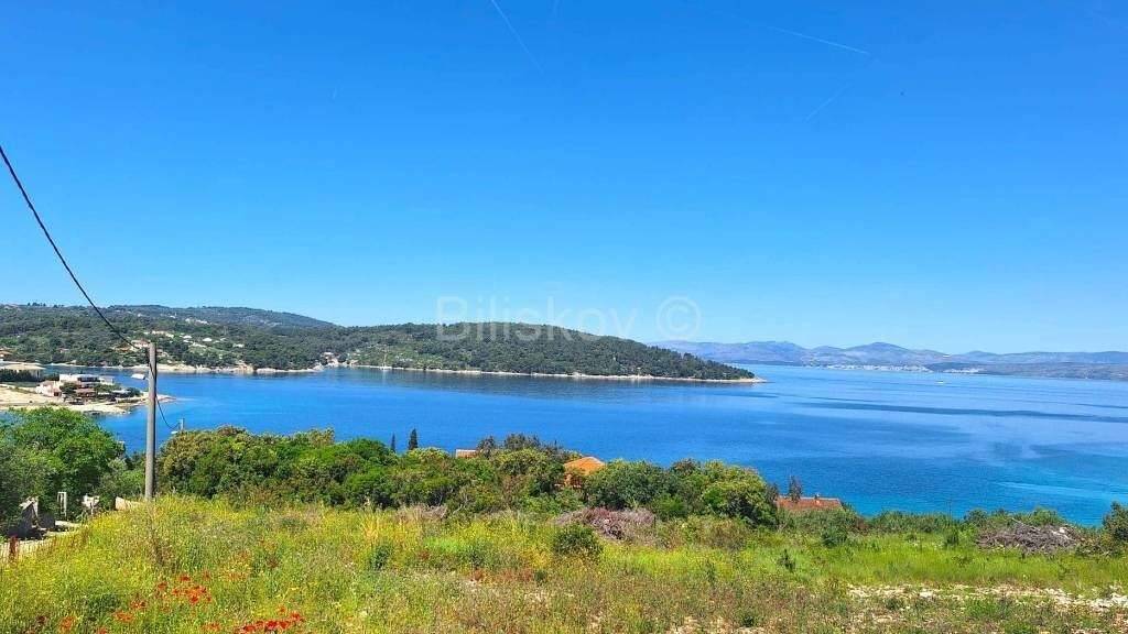 Land-/Forstwirtschaft zum Kauf 255.000 € Solta