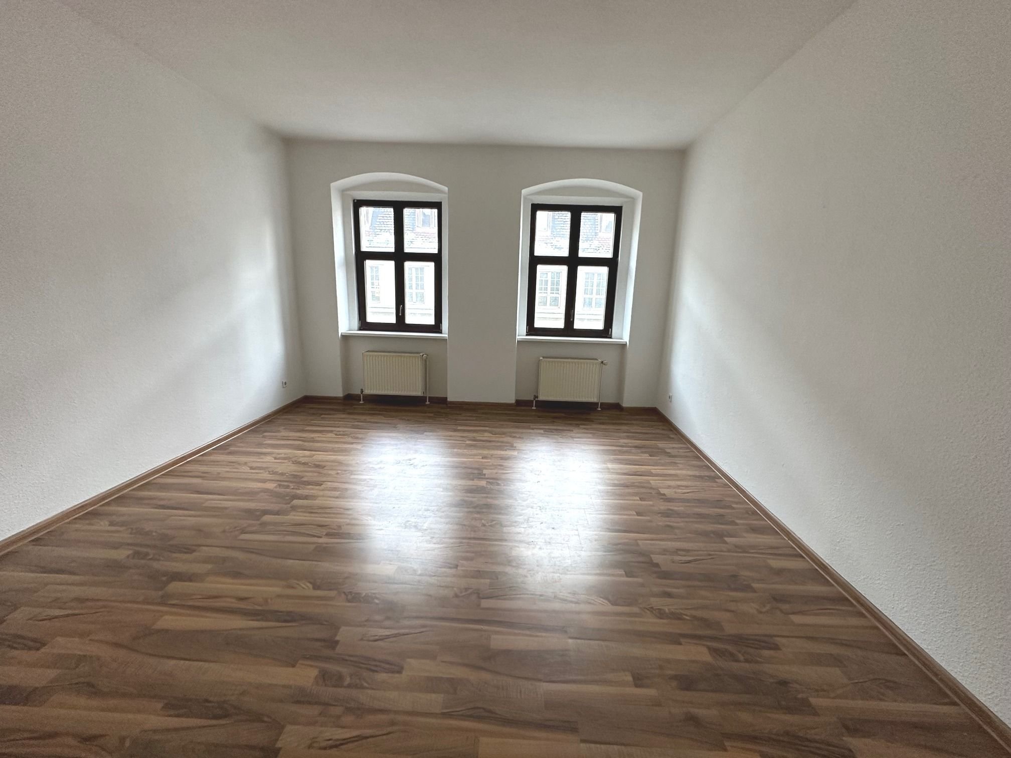 Wohnung zur Miete 508 € 4 Zimmer 113 m²<br/>Wohnfläche 3.<br/>Geschoss ab sofort<br/>Verfügbarkeit Innenstadt Görlitz 02826