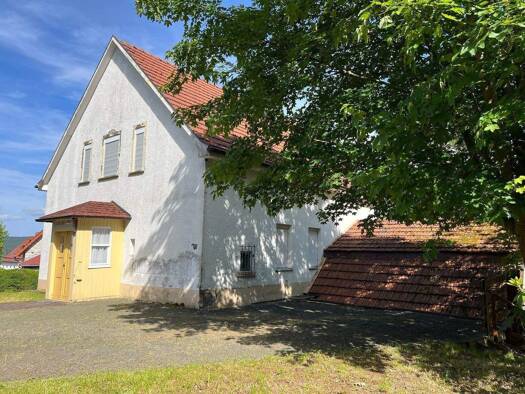 Einfamilienhaus zum Kauf 199.000 € 7 Zimmer 200 m² 4.222 m² Grundstück Friedrich-Hörchner-Straße 33 Tambach-Dietharz 99897