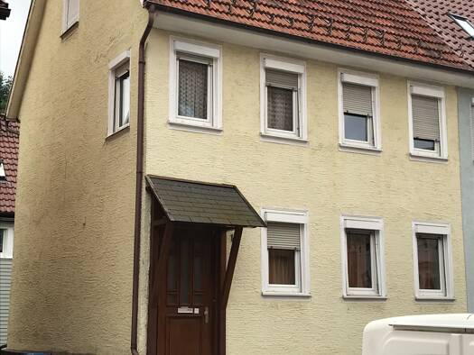 Doppelhaushälfte zur Miete 1.300 € 6 Zimmer 120 m² 100 m² Grundstück frei ab 01.06.2026 Magdalenenstraße 11 Tailfingen Albstadt 72461