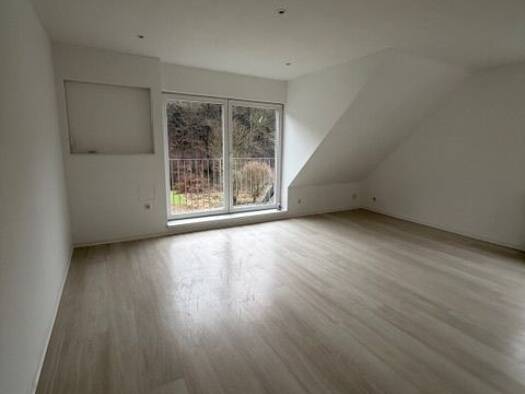 Wohnung zur Miete 960 € 4,5 Zimmer 92 m² Geschoss 3/4 frei ab sofort Niederseßmar Gummersbach 51645