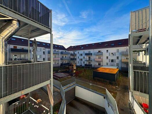 Wohnung zum Kauf 345.000 € 3,5 Zimmer 77,2 m² 2. Geschoss Mettingen Esslingen am Neckar / Mettingen 73733