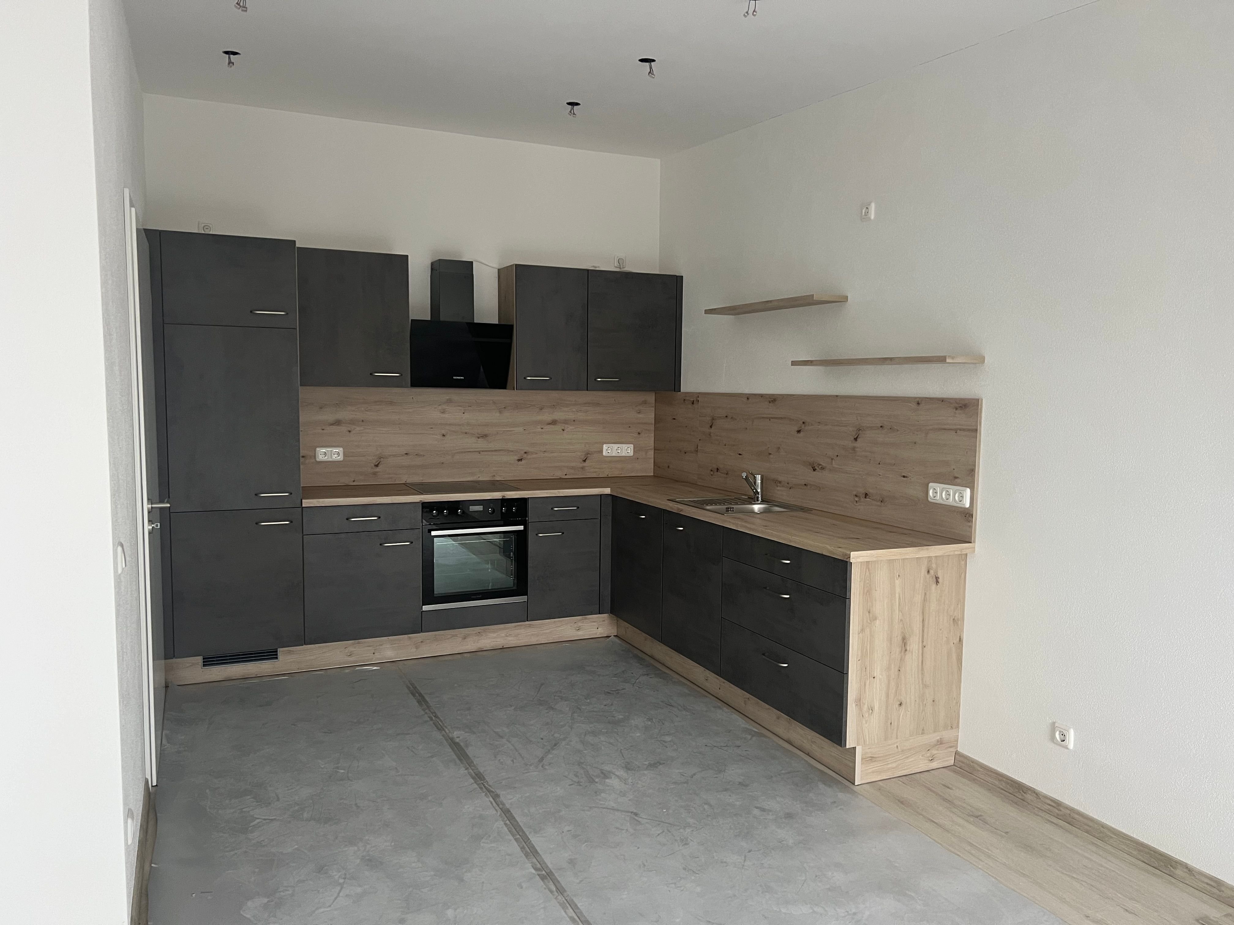 Wohnung zur Miete 835 € 2 Zimmer 69 m²<br/>Wohnfläche 2.<br/>Geschoss ab sofort<br/>Verfügbarkeit Untersdorf Burglengenfeld 93133