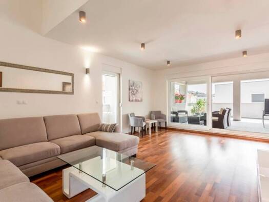 Wohnung zum Kauf 650.000 € 3 Zimmer 152 m² 2. Geschoss Podstrana
