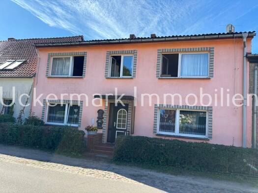 Reihenmittelhaus zum Kauf 299.000 € 7 Zimmer 240 m² 480 m² Grundstück frei ab 31.12.2026 Himmelpfort Fürstenberg/Havel 16798